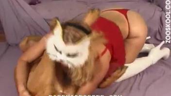 Masked woman having wild animal sex on cam
