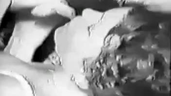 Classic sloppy sex film featuring a perverted monster in high definition